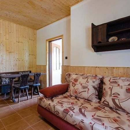 Penzion Pulciny 43 Kamer foto
