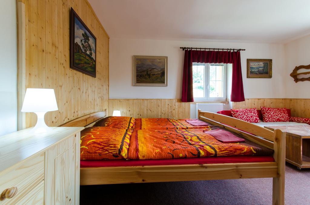 Penzion Pulciny 43 Kamer foto