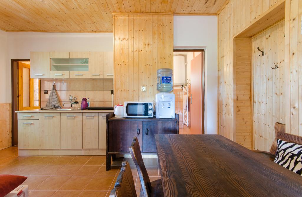 Penzion Pulciny 43 Kamer foto